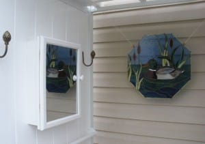 single-outdoor-shower-interior
